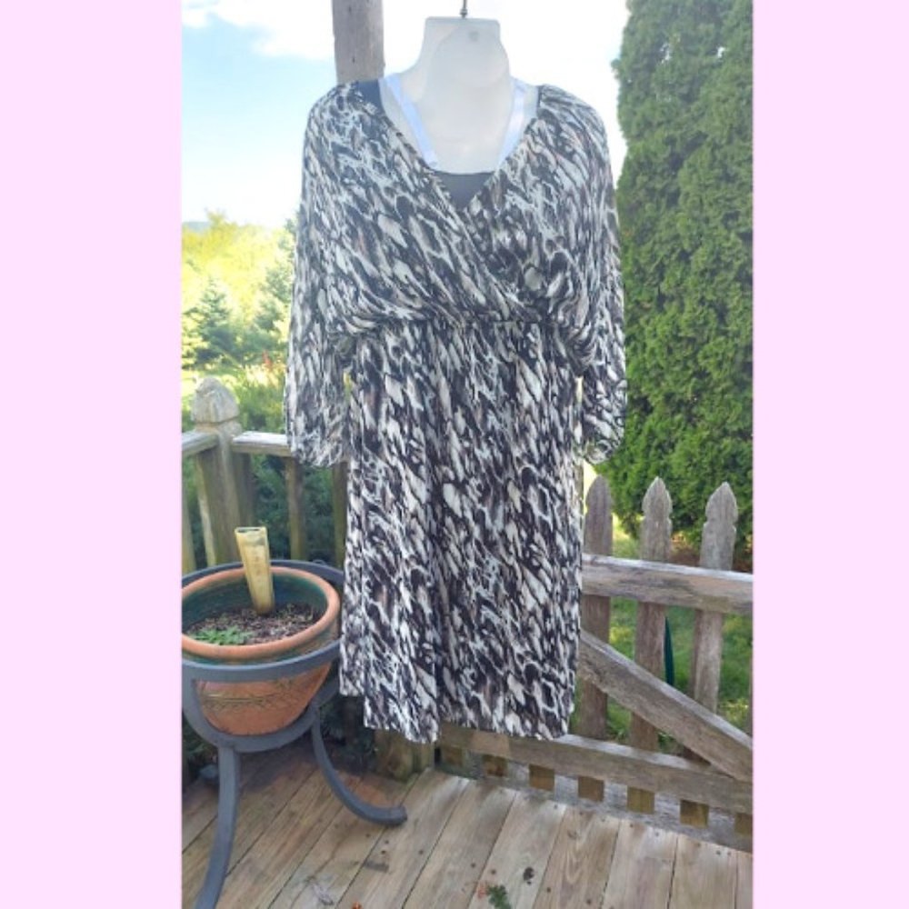 NWT Lane Bryant  Size 26/28 Midi Dress - Lined, Faux Wrapped and Cinched Waist
